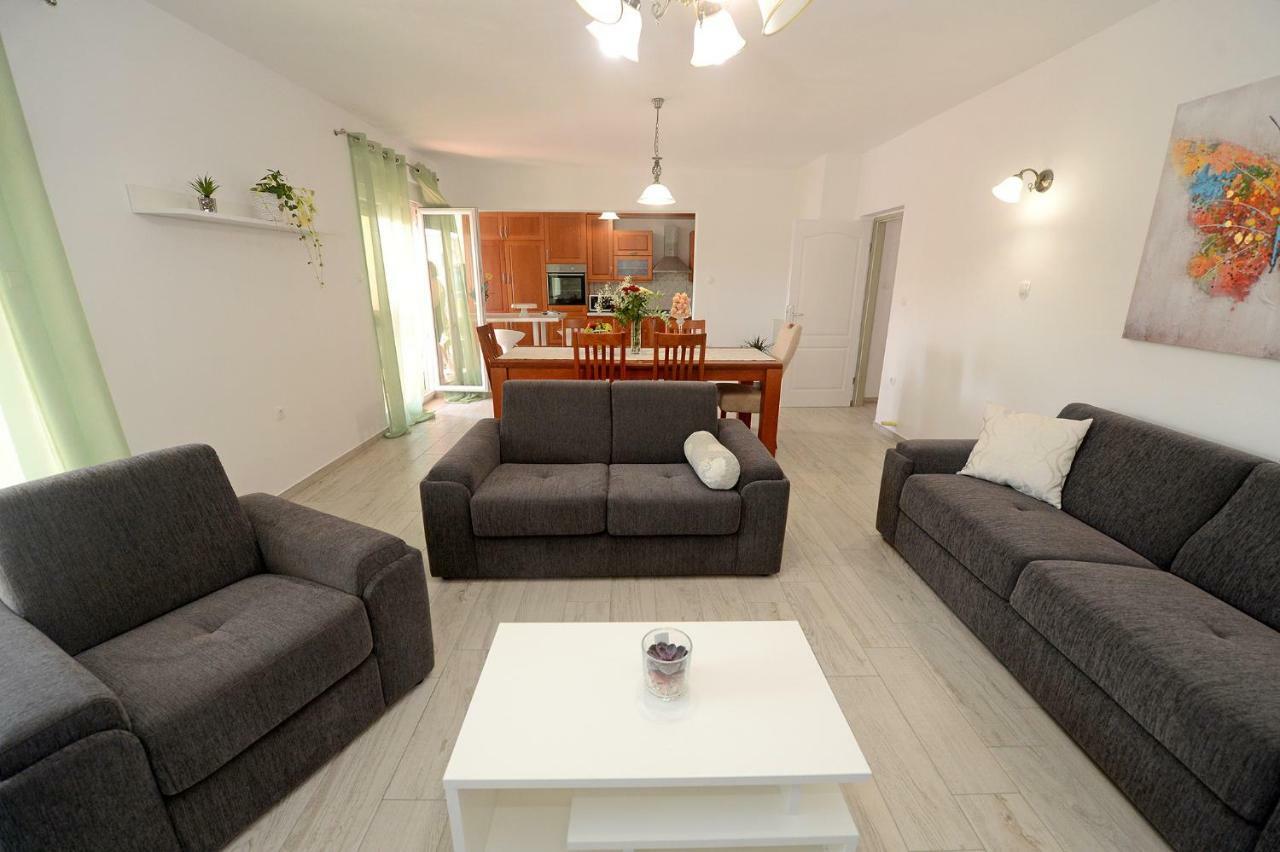 Apartman Adriana Задар Экстерьер фото